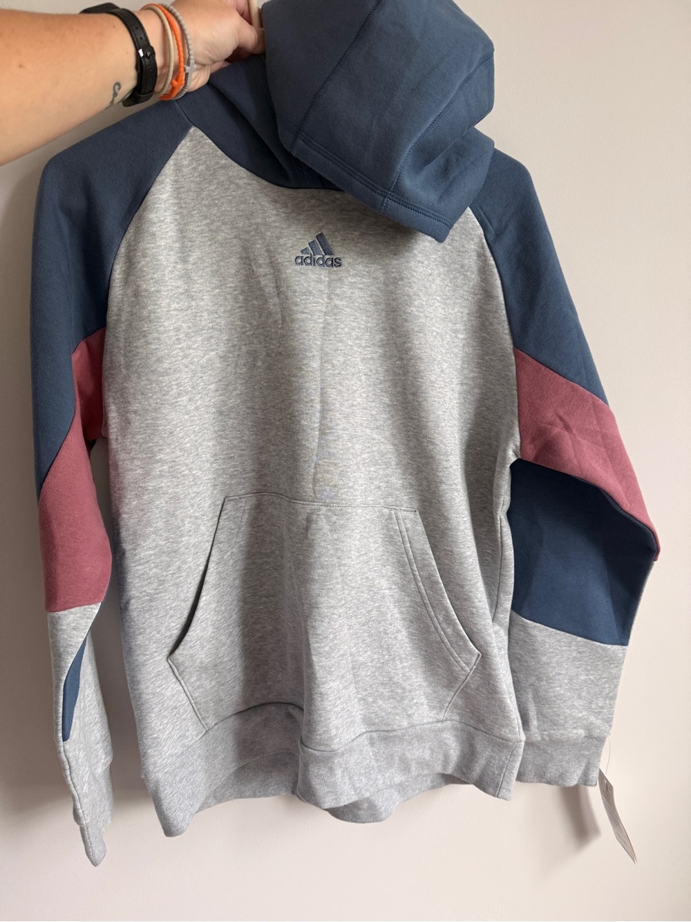 Adidas Boy’s hoodie 14/16 NWT